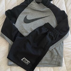🖤NIKE Boys DriFit bundle 🩶